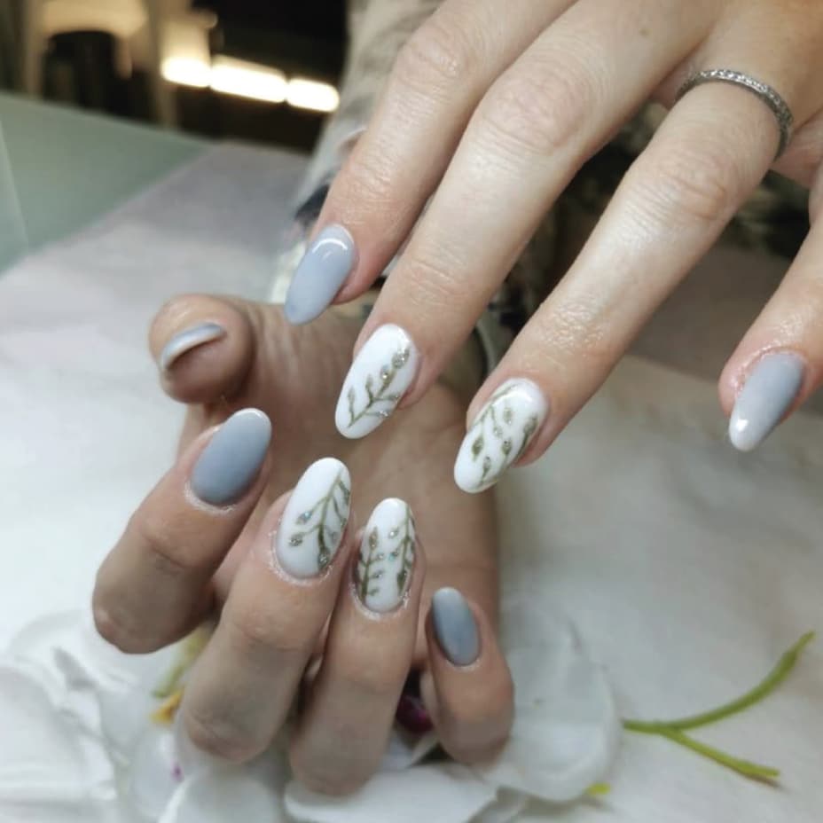 hands